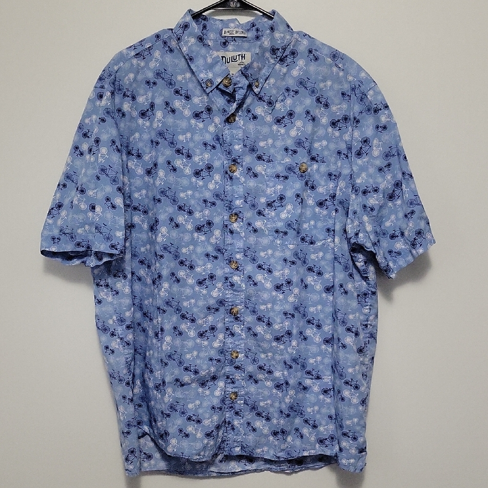 Duluth Trading Co Bicycle Patterned Blue Button Down Short Sleeve Shirt Size LT